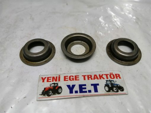 Massey Ferguson 135/240/148 Supap Yay Şapkası Altlığı Montaj 33415133 00762