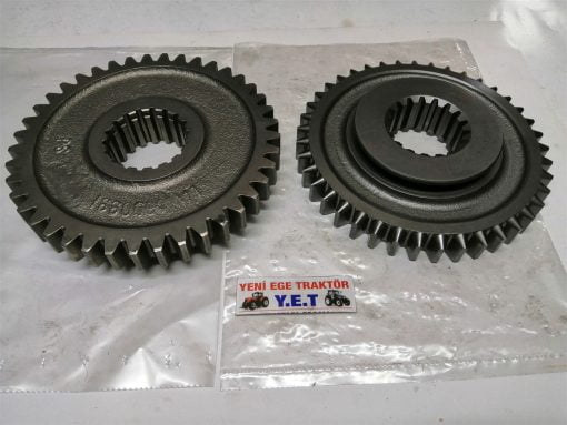 Massey Ferguson 240/285/265 3.Vites Dişlisi Kamalı Mil Üstü (41X18 Diş) Devon 1660094M1M 05212