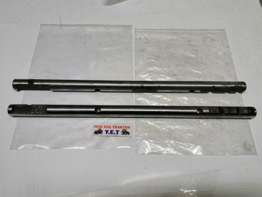 Massey Ferguson 135/240/285/165 Vites Sürgü Mili (1 Geri) (39.3 Cm) Montaj 1678867 05377