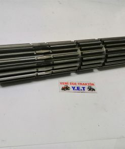 Massey Ferguson 35X/65 Kamalı Mil Kısa 3 Vites (18 Diş) Devon 180441 05565