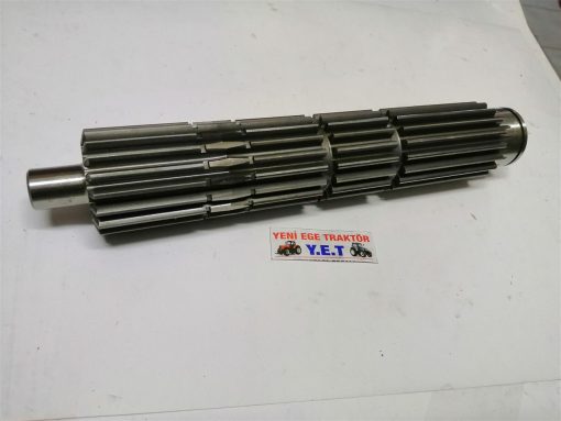 Massey Ferguson 35X/65 Kamalı Mil Kısa 3 Vites (18 Diş) Devon 180441 05565