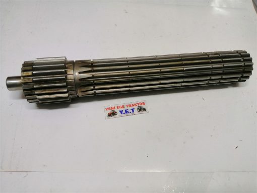 Massey Ferguson 275/285/265 Kamalı Mil (Yeni Model) 8 Vites Kalın Kafa (Kanalsız 22X18 Diş) Hema 1687642 05587