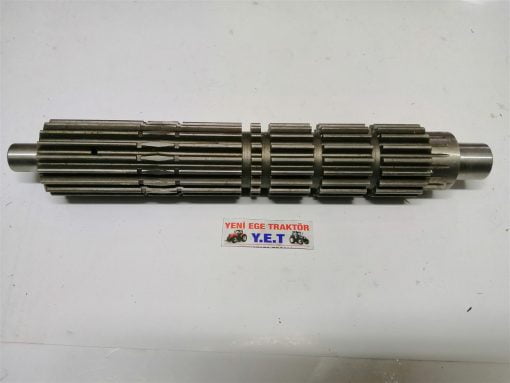Massey Ferguson 165/175/185 Kamalı Mil Düz Tip (M.Power) (318 Mm 18 Diş) Modül 520701 05589