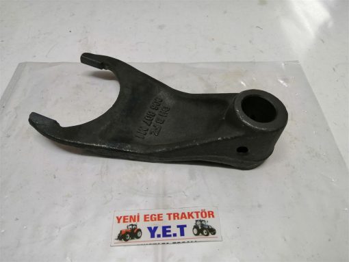 Massey Ferguson 285/265/3105/165 Diferansiyel Kilitleme Dişli Çatalı Montaj 906807 06150