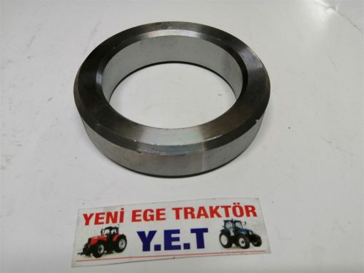 Massey Ferguson 135/240/35X/148 Arka Uzun Aks Bileziği (M0141) Tümersan 180596 06201