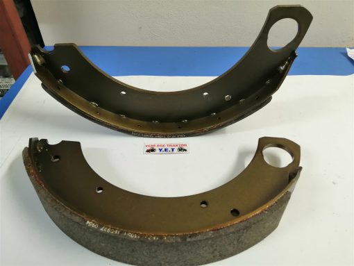 Massey Ferguson 135/240/35X/148 Fren Pabucu (Balatalı) Yapıştırma Kale 1810517 11188