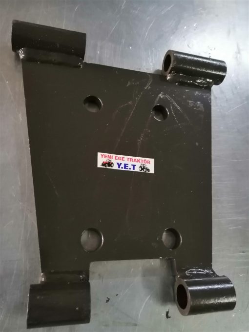 Massey Ferguson 135/240 Alt Çeki Sehpa Tablası Fnm 872137 14043