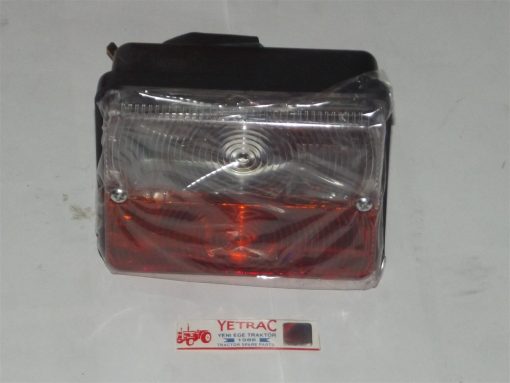 Massey Ferguson 240/275 Ön Park Lamba (Kare) (Yarım Çamurluk) Stopplas 1682738 16500