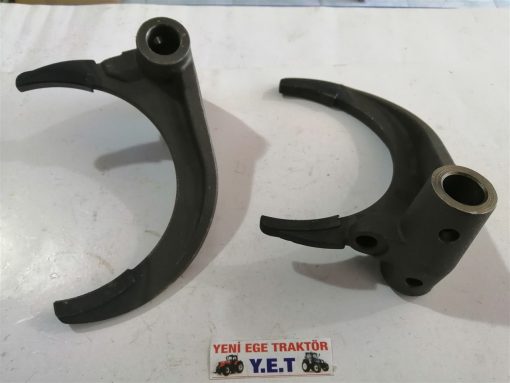 Fiat Traktör 480/450/415 Senkromeç Çatalı Büyük Çift Delik Çelikiş 588710 35248