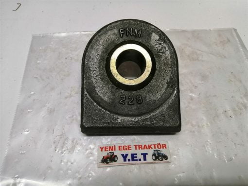 Fiat Traktör 80-66/70-66 Yan Çeki Kol Başı Geniş Delik (29 Mm) Fnm 5116369 42178