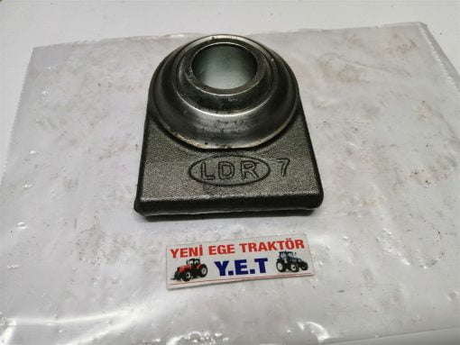 Fiat Traktör 80-66/70-66 Yan Çeki Kol Başı Geniş Delik (29 Mm) (Ykbg009) Lider 5116369 42179