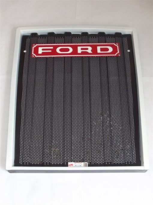Ford Traktör 3000/3600/6600 Ön Panjur Saç Yet D5NN8200A 56210